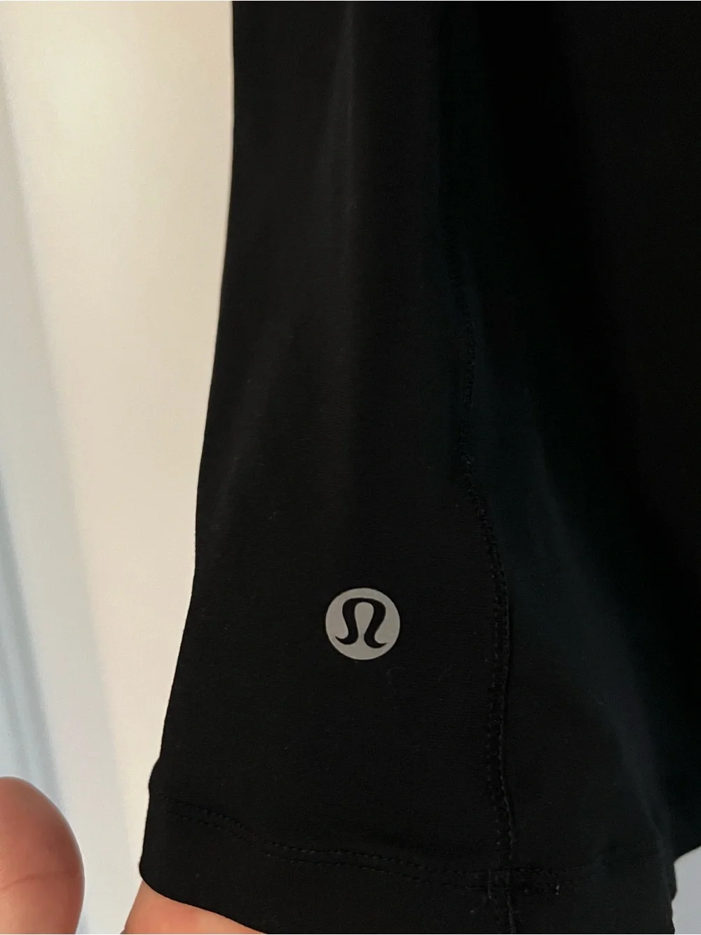 Lululemon Black Sleeveless V-Neck Tank with Sheer Crossback with Built in Bra